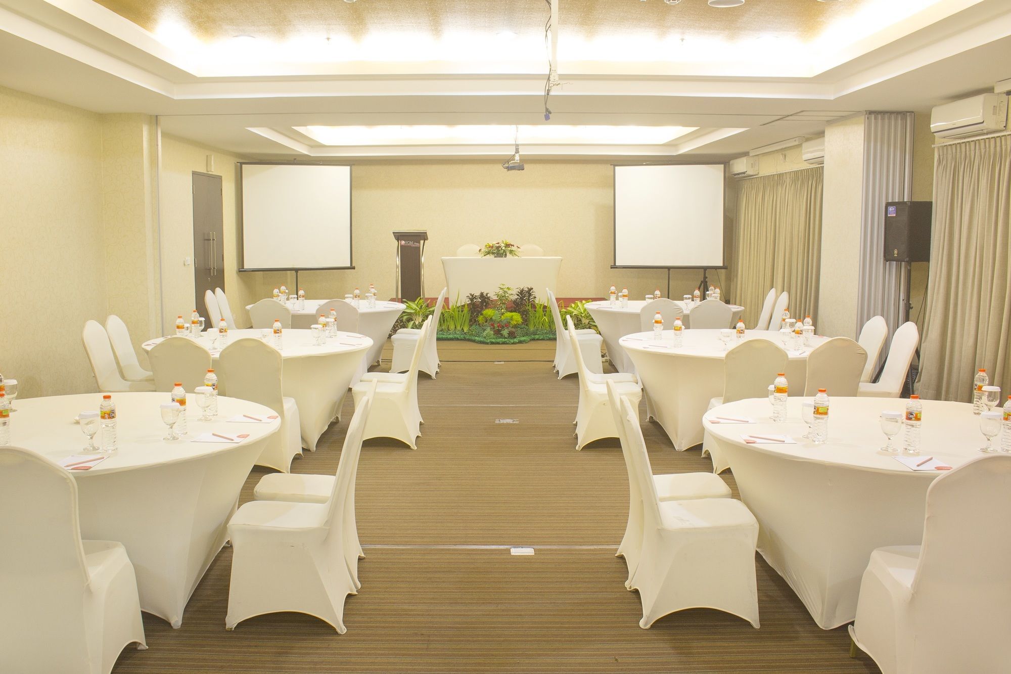 Luxury Malioboro Hotel Yogyakarta Exteriér fotografie